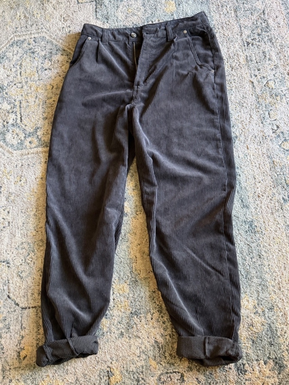 H&M Divided Black Corduroys Size 6, Women's, High-Waisted, Cuffed